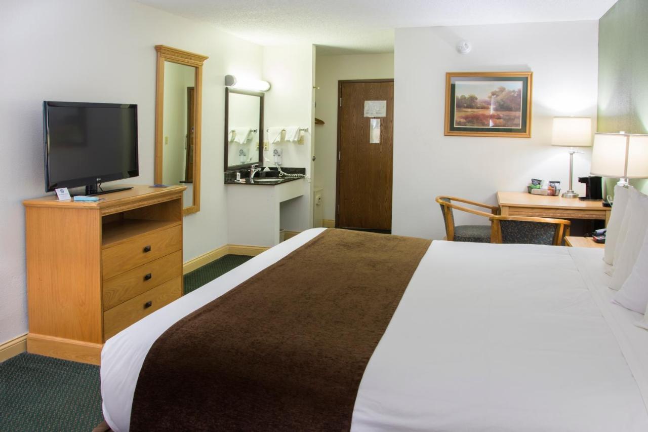 Baymont By Wyndham Robinson Hotel Luaran gambar