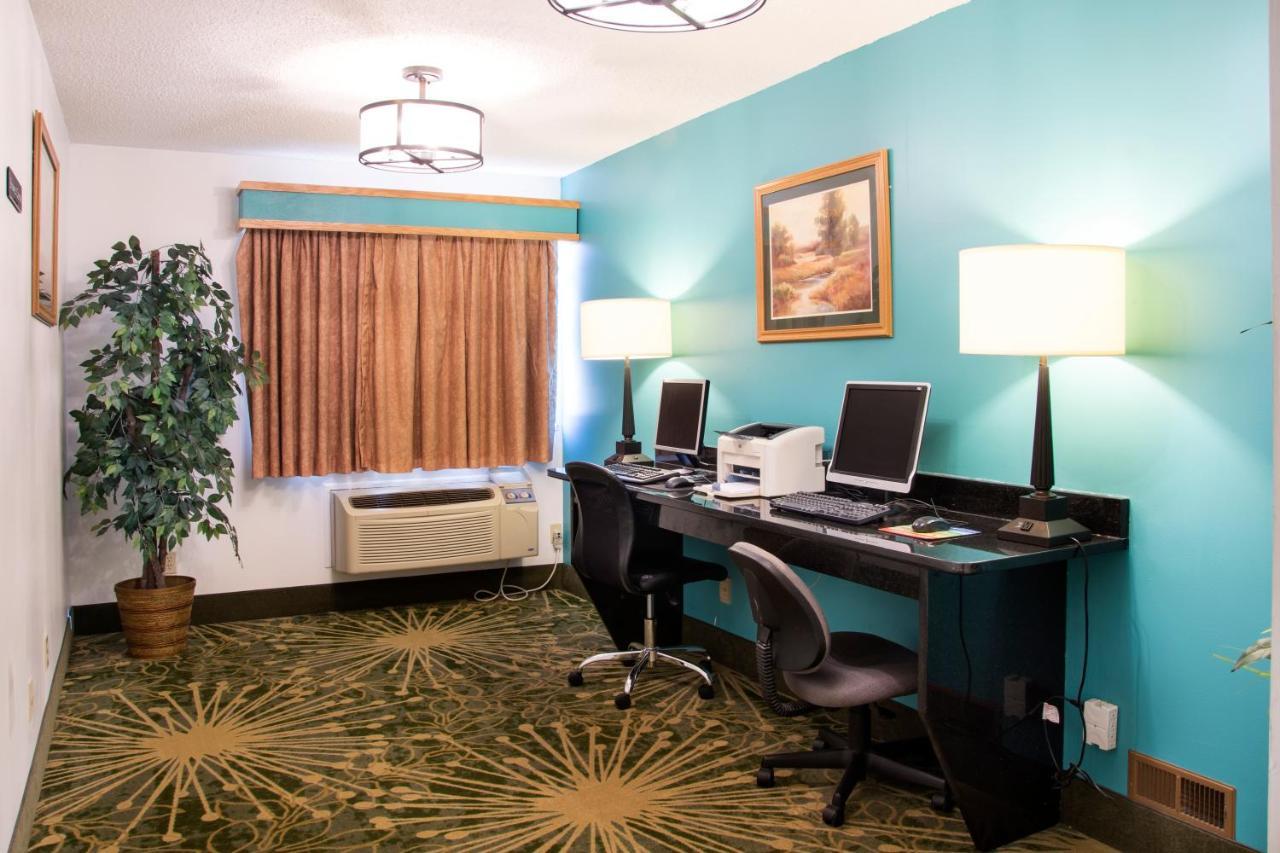 Baymont By Wyndham Robinson Hotel Luaran gambar